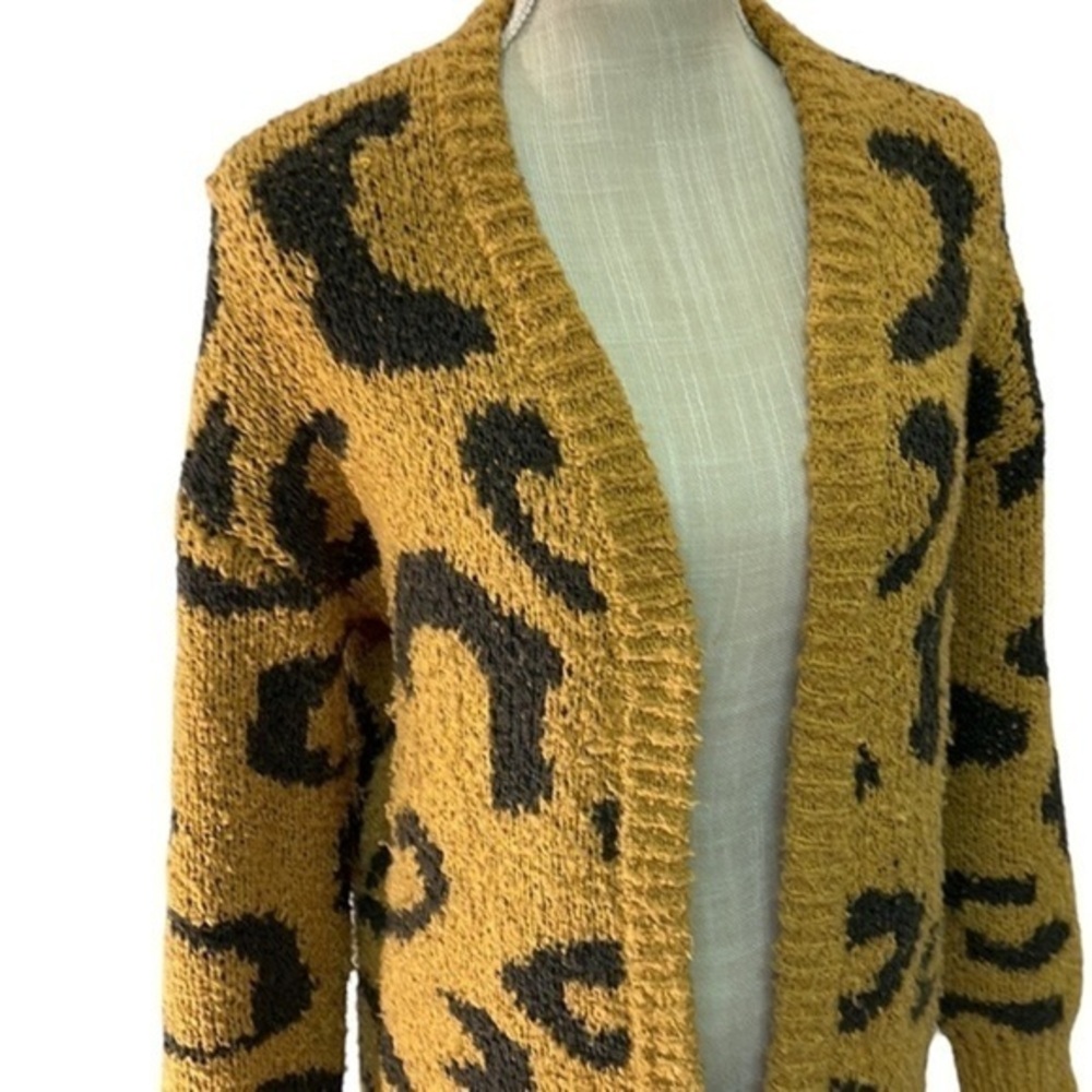 Mustard cardigan leopard print sweater size s/m